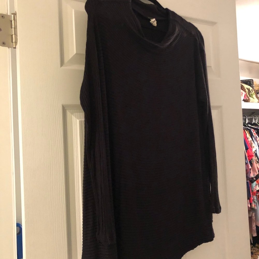 Large free people tunic